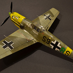 Messerschmitt Bf 109e-7 Trumpeter 1/32