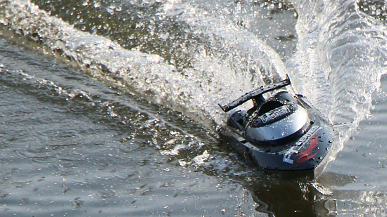 Радиоуправляемый гоночный катер FeiLun Boat High Speed Racing Yacht RTR 2.4G - FT012