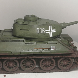 Трофейная Т-34-85 (mod.1944) 1/35
