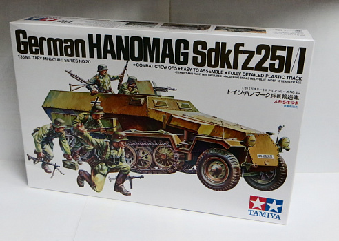 Нецкий Hanomag Sd.Kfz. 251/1 (с 5 фигурами)/35020