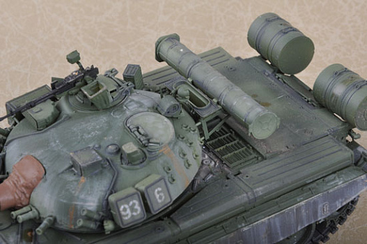 Russian T-80B MBT/05560