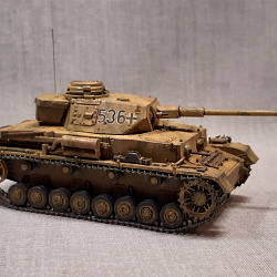 Немецкий средний танк Pz.IV Ausf.H (Т-IVH) 1:72